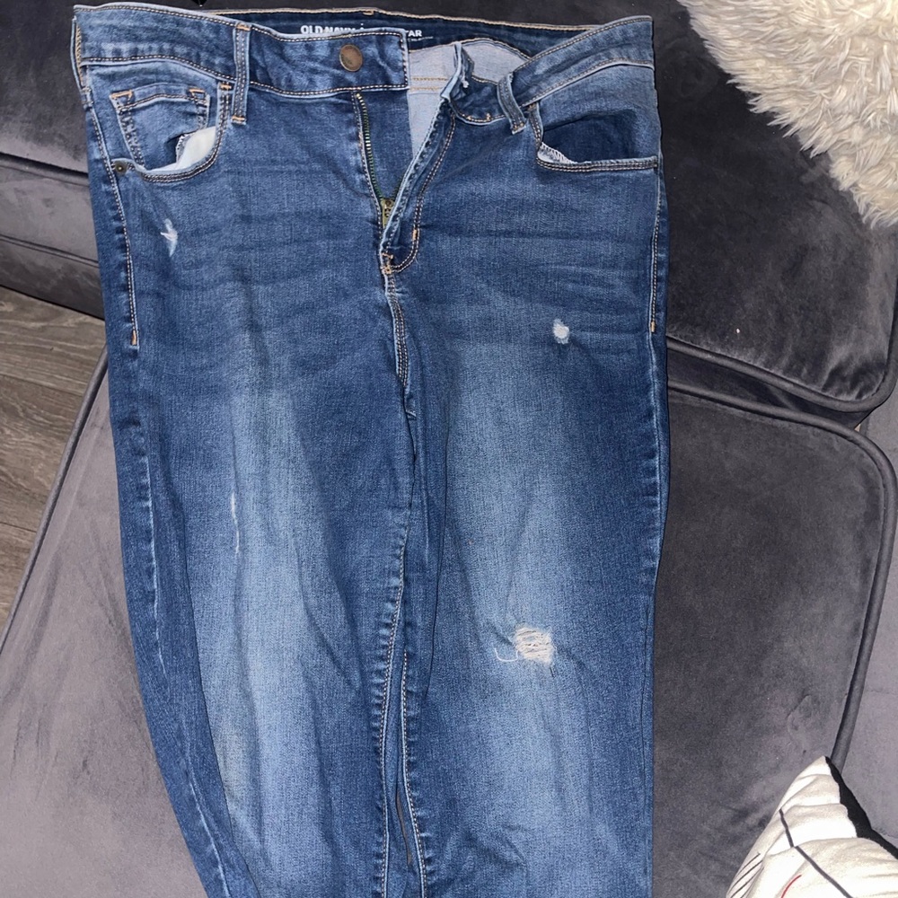 Old Navy Women's Distressed Blue Jeans